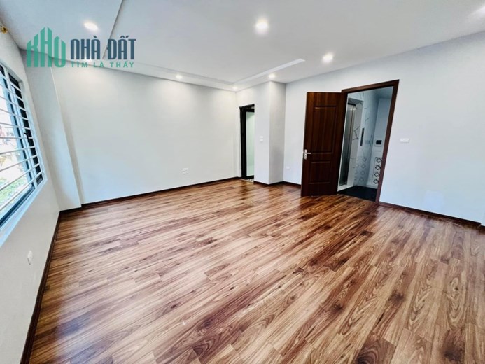 HẠ CHÀO 1 TỶ PH N LÔ NGUYỄN AN NINH, HOÀNG MAI, 6 TẦNG THANG MÁY, 40/45M2*6T*MT5.6M*HƠN 7 TỶ.