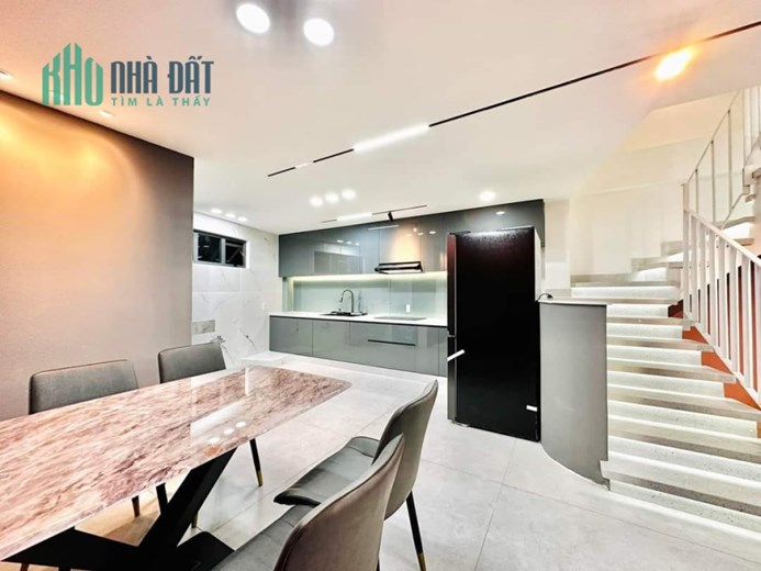 Bán Nhà Thống Nhất Gò Vấp 55m2 Giá 6 Tỷ 5 Hẻm xe hơi 5 Tầng 4 PN