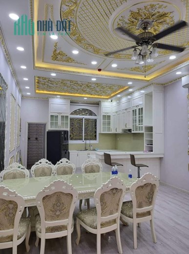 BIỆT THỰ ĐẸP LONG LANH, 250M2, 4 TẦNG, CÓ THANG MÁY, HẦM CHỨA 3 Ô TÔ,  22 TỶ