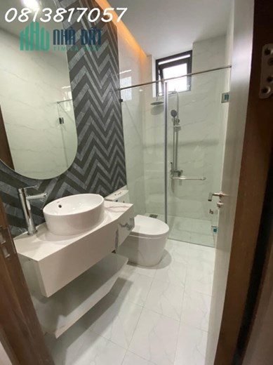Bán Biệt Thự Lê Quang Định, 78m2, Nhà 5 Tầng VIP Lô Góc Hẻm Xe Hơi, Chỉ 11.8 Tỷ