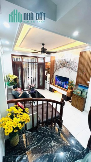 Chủ đã cọc nhà mới - Giảm 400 triệu - Bán gấp nhà phố Bạch Mai - Lô góc - 40m2 - 4T - 4 tỷ 2