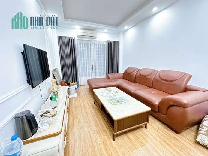 NHÀ MẶT NGÕ TẠI LẠC LONG QUÂN THUỘC PHƯỜNG NGHĨA ĐÔ VỚI THIẾT KẾ 45M2; 5 TẦNG GIÁ 7,3 TỶ.