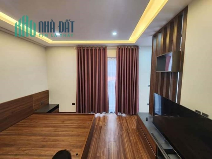 Bán Nhà Ngõ 462 Đường Bưởi 100m2*6 tầng thang máy, 6 phòng khép kín full nội thất, gara ô tô, giá