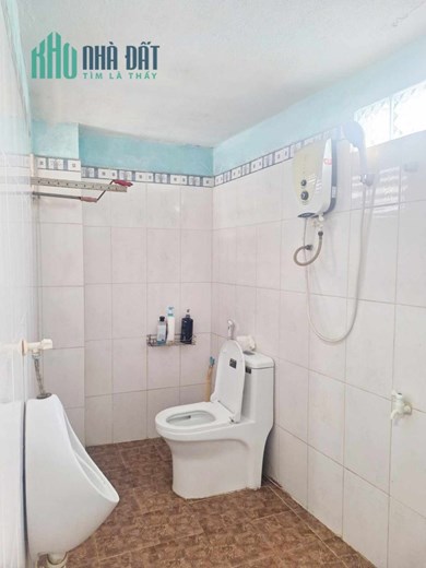Lô góc, kiệt ô tô sát biển Nguyễn Tất Thành, Trung tâm Thanh Khê
