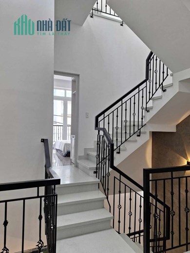 Nhà cực đẹp Dũng Sĩ Thanh Khê, Quận Thanh Khê, 3 tỷ x nhỏ xíu.