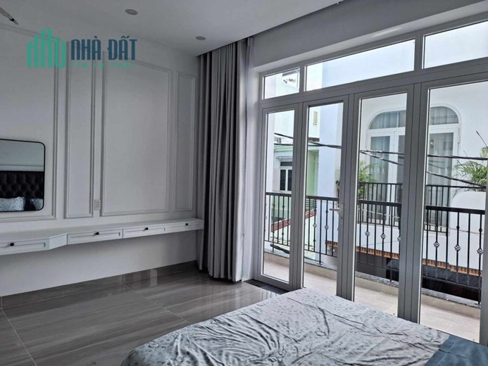 Nhà cực đẹp Dũng Sĩ Thanh Khê, Quận Thanh Khê, 3 tỷ x nhỏ xíu.