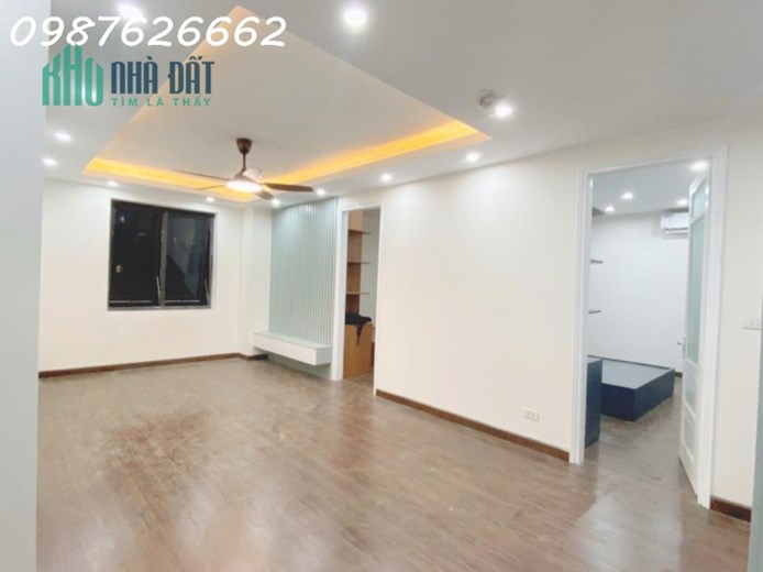 CHUNG CƯ TP GIAO LƯU 71M 2 NGỦ FULL ĐỒ GIÁ CHỈ 2 TỶ 650TR