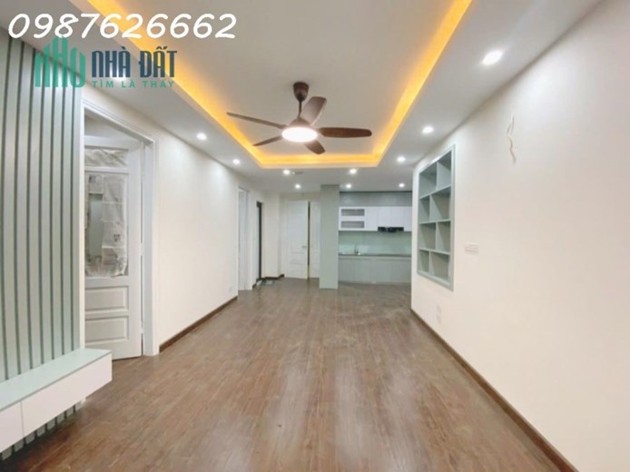 CHUNG CƯ TP GIAO LƯU 71M 2 NGỦ FULL ĐỒ GIÁ CHỈ 2 TỶ 650TR