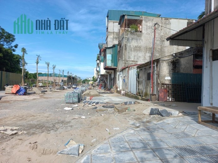 MẶT ĐƯỜNG MỚI  NGỌC THỤY - LÔ GÓC 3 THOÁNG - VỈA HÈ ĐÁ BÓNG - KINH DOANH - HÀNG XÓM KHAI SƠN