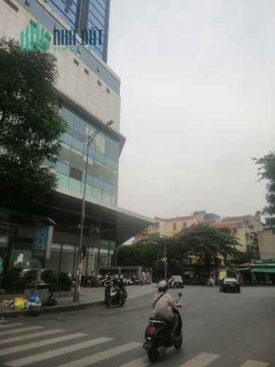 Hiếm Quá nhà Trường Chinh 138m MT4.65m ô tô ngõ thông gần phố Kinh doanh Tuyệt vời