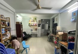 Sát mặt tiền- Trường Sa- 46m2- 2 tầng- chỉ 5.x tỉ