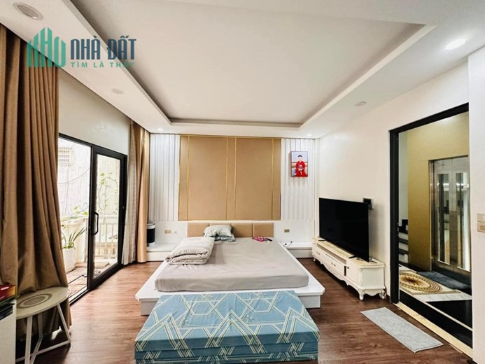 TRẦN KHÁT CHÂN-NHÀ ĐẸP  - THANG MÁY - GẦN PHỐ NHIỀU TIỆN ÍCH 
  65m x 5 tầng x mt 5m x giá hơn 8 tỷ