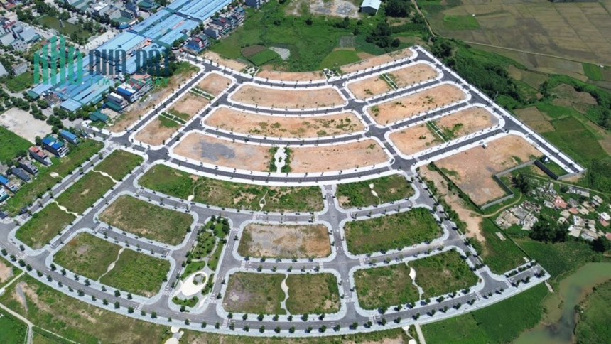 Bán đất nền tại phố ChợLương Sơn -Hòa Bình