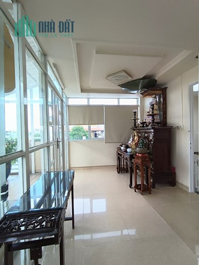 NHÀ SÁT CHỢ TÂN BÌNH - 30M2 - ĐẸP LUNG LINH HẺM 5M - 5 TẦNG BTCT - GIÁ CHỈ 5.4 TỶ