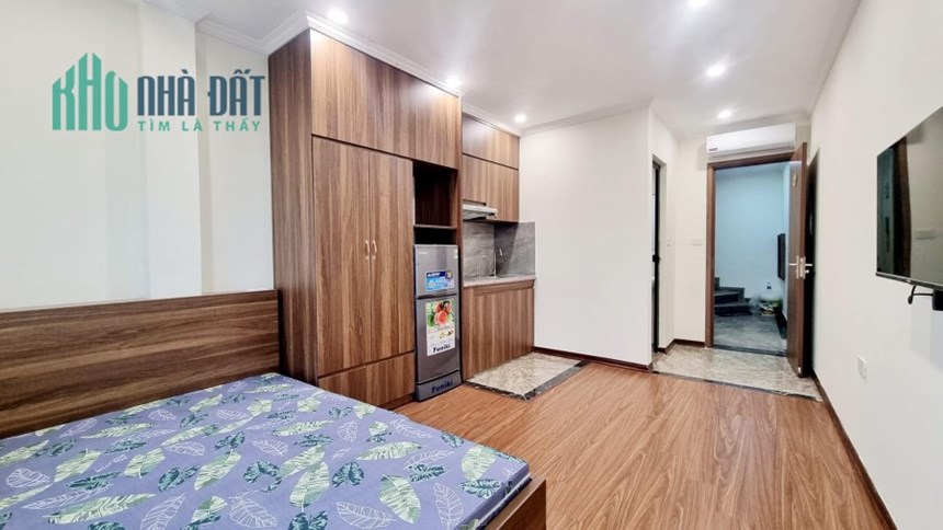Chỉ 20,x tỷ có CCMN Phùng Chí Kiên 100m2, 8 Tầng Thang Máy, doanh thu 180tr/tháng