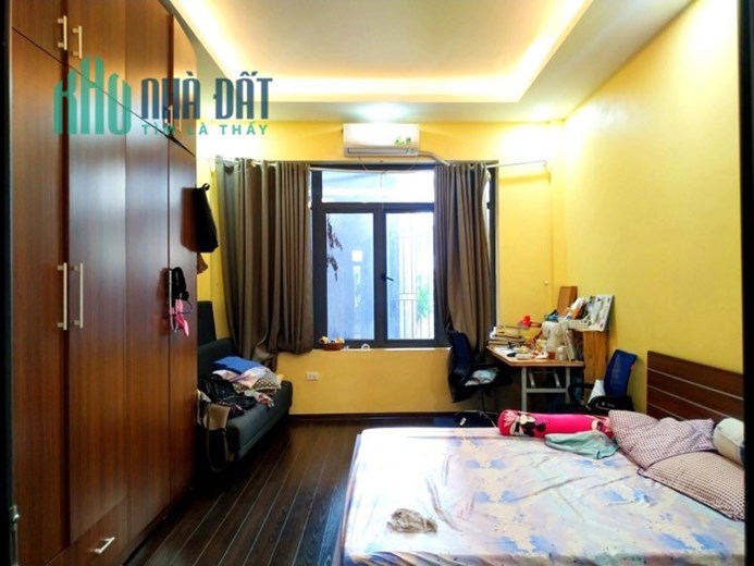 Bán nhà Ngô Gia Tự, Long Biên, 79m x 3 tầng, MT 4.5m, ngõ ô tô, 4 tỷ