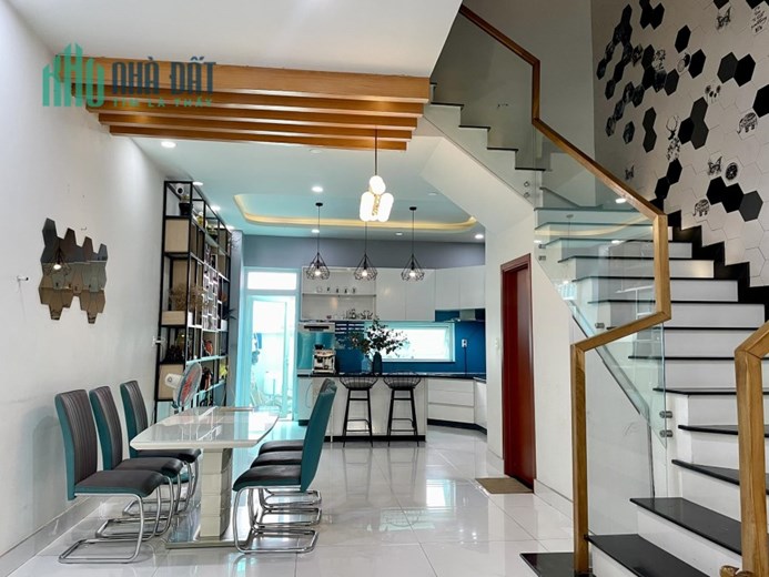 CHO THUÊ BIỆT THỰ ROSITA - KHANG ĐIỀN - 115M2 - 3 TẦNG - FULL NỘI THẤT XỊN SÒ - GIÁ 15.5TR/THÁNG