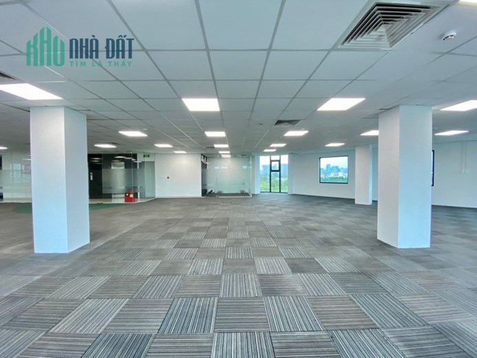 Cho Thuê Tòa Nhà Văn Phòng, Sàn Trống 2 Mặt Tiền Đường Trần Não 340 m2. Giá thuê 160 triệu / tháng