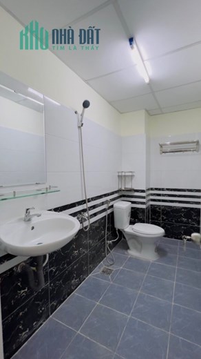 Chính chủ cần cho thuê phòng bancol 25 m2 Lam Sơn Tân Bình