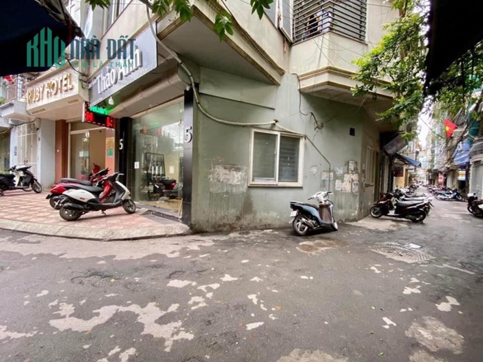 Cần bán gấp nhà Mặt phố Núi Trúc giá 18.3 tỷ, 50mx4T, Kinh doanh lớn.