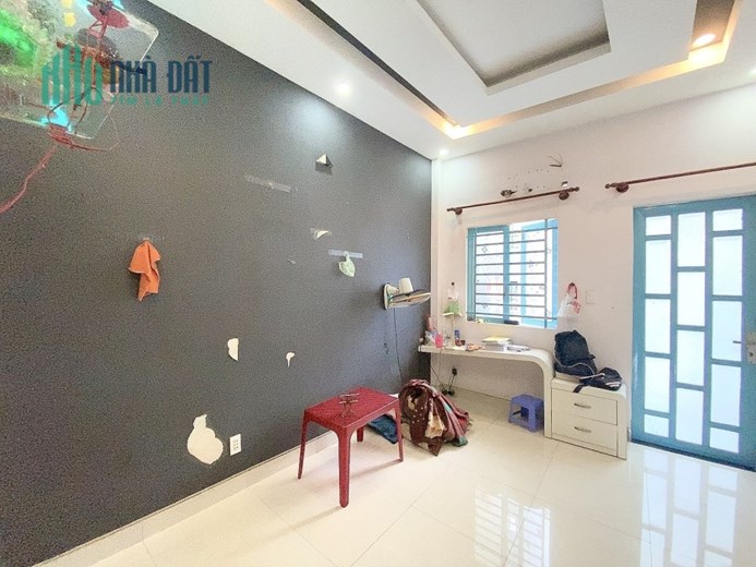 Bán nhà hẻm Nơ Trang Long, P11 Bình Thạnh, diện tích 90 m2, giá chỉ 6 tỷ, thích hợp cho đầu tư, giữ