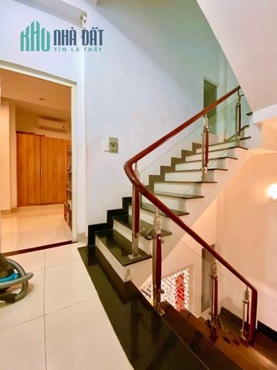 Hẻm xe tải  4 tầng  phường Trường Thọ Thủ Đức 54m2 giá 7 tỷ 9