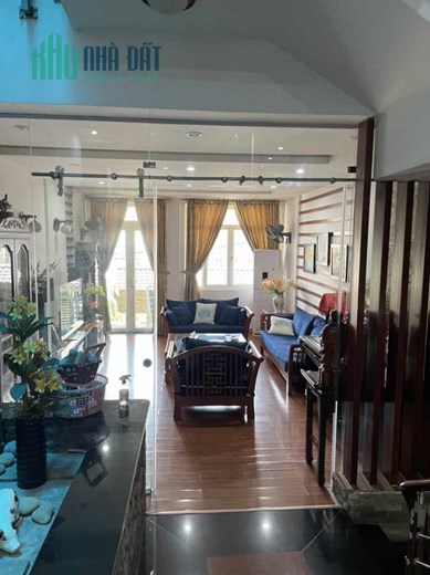 Bán nhà HXH Hậu Giang, P4, Tân Bình, 91m2, 5 tầng, có hầ̀m, tặng nội thất.