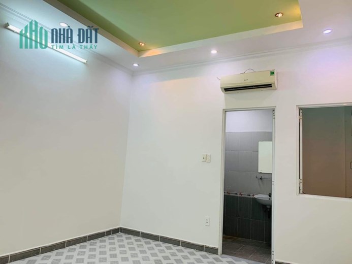 Lũy Bán Bích Tân Phú-Hẻm to đẹp gần 4m Sát mặt tiền-60m2 ngang chuẩn 4m