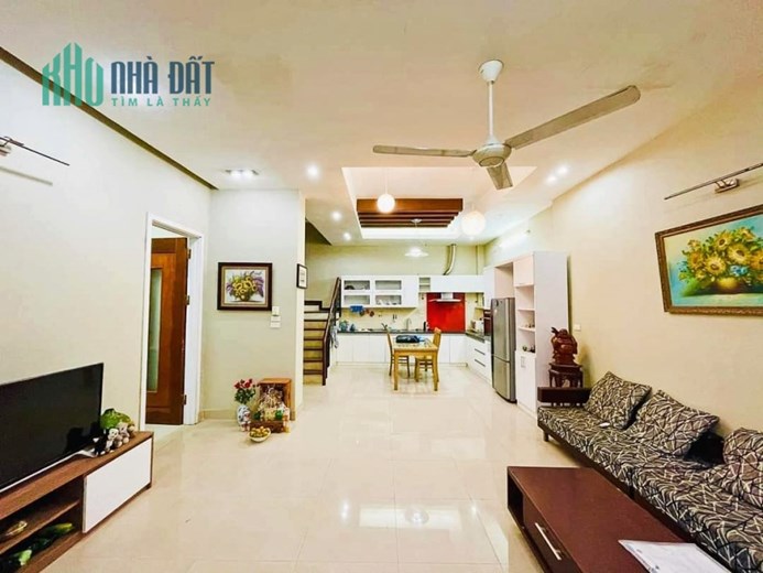 TIN ĐƯƠC KHÔNG  ! GẦN XUÂN LA, 97M2, LÔ GÓC, 5 TẦNG, ÔTÔ GẦN, DÒNG TIỀN, 3 BƯỚC RA HỒ, CHỈ 20 TỶ