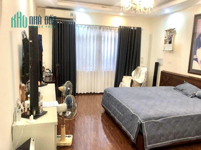 BÁN NHÀ PHỐ TRẦN KHÁT CHÂN - PHỐ HUẾ 60M - 5T - 6 NGỦ NHÀ ĐẸP DÂN XÂY NHỈNH 6 TỶ