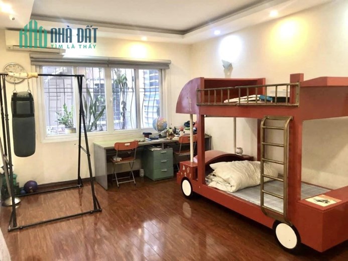 BÁN NHÀ PHỐ TRẦN KHÁT CHÂN - PHỐ HUẾ 60M - 5T - 6 NGỦ NHÀ ĐẸP DÂN XÂY NHỈNH 6 TỶ