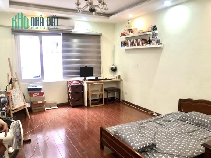 BÁN NHÀ PHỐ TRẦN KHÁT CHÂN - PHỐ HUẾ 60M - 5T - 6 NGỦ NHÀ ĐẸP DÂN XÂY NHỈNH 6 TỶ