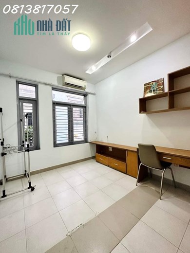 Bán Nhà Điện Biên Phủ Q.Bình Thạnh, Hẻm Xe Hơi, DT 23m2, 3 Tầng 2PN, Chỉ 3.8 Tỷ