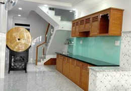 Nhà bán 3 Tầng Mặt tiền đường Phạm Hùng P4Q8 - Giá : 7 Tỷ 1