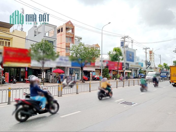 Nhà bán 3 Tầng Mặt tiền đường Phạm Hùng P4Q8 - Giá : 7 Tỷ 1