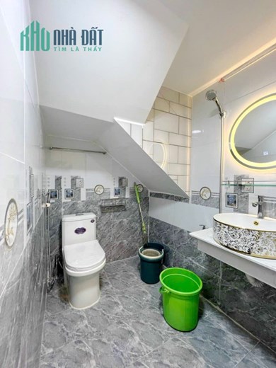 Nhà hẻm ô tô Nguyễn Thị Tần Phường 2 Quận 8. Giá 6,6 tỷ TL