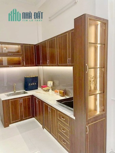 Nhà mới 4x9m 3 tầng Bùi Minh Trực Phường 6 Quận 8 giá 3tỷ 690