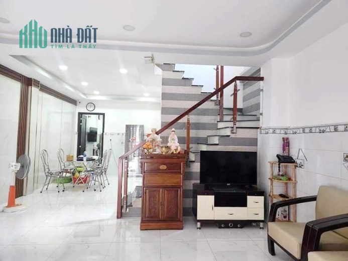 Nhà bán 2 Tầng- 80m2 hẻm Âu Dương Lân P3Q8  - 7 Tỷ 460 Triệu