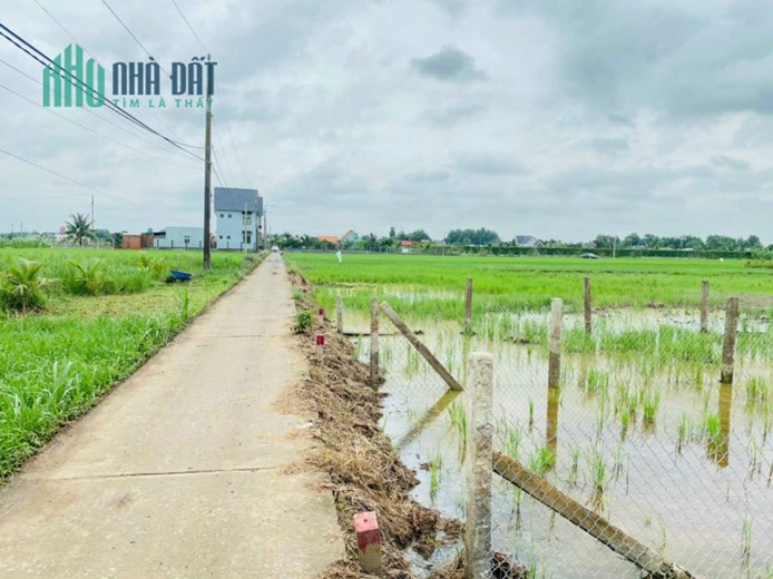 Chỉ 595tr có ngay SHR 144m2 thổ cư tại xã Tân Bình. Lh:0989489993.