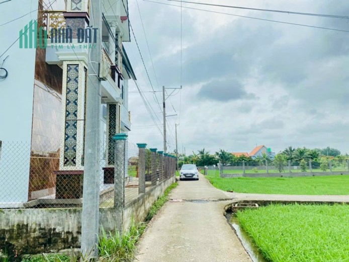 Chỉ 595tr có ngay SHR 144m2 thổ cư tại xã Tân Bình. Lh:0989489993.
