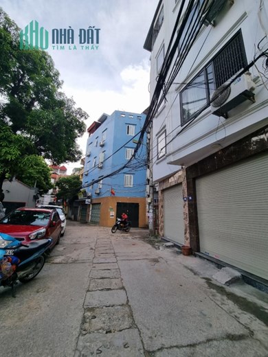O94 lO7 l689. BÁN TÒA CCMN SIÊU ĐẸP -PHẠM VĂN ĐỒNG - HIỆN ĐẠI - LÔ GÓC BA THOÁNG GẦN PHỐ - OTO