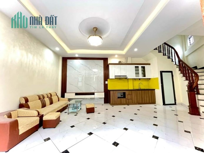 LÔ GÓC 2 THOÁNG –  FULL NỘI THẤT – TRUNG TÂM LA KHÊ HÀ ĐÔNG
Phan Đình Giót, Hà Đông, 35 m2, 4