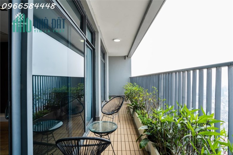 Tổng giá chưa đến 10 tỷ nhận ngay 200m2 giữa trung tâm Cầu Giấy view Hồ Tây, htls 18 tháng, ký CĐT