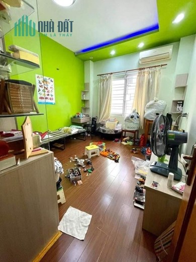 Bán nhà Đường Nguyễn Văn Thương (D1) P.25 Q.Bình Thạnh DT 62 m2 (5Tầng) Chỉ nhỉnh 10Tỷ, thích