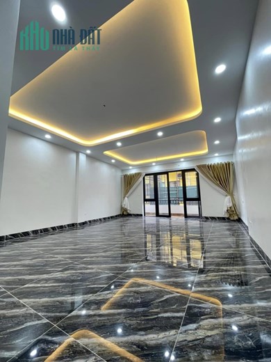 Chính chủ bán gấp nhà mặt phố Đại La 56m2 nhà 5 tầng giá siêu rẻ 14 tỷ