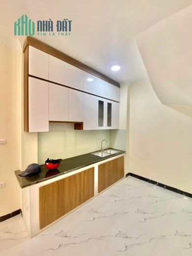 BÁN GẤP NHÀ. NGÂN HÀNG SIẾT NỢ NGUYỄN ĐỨC CẢNH 45M 5T. HƠN 4 TỶ