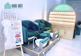 Chuyển hướng đi nước ngoài nên muốn chuyển nhượng lại mặt bằng nail- nối mi