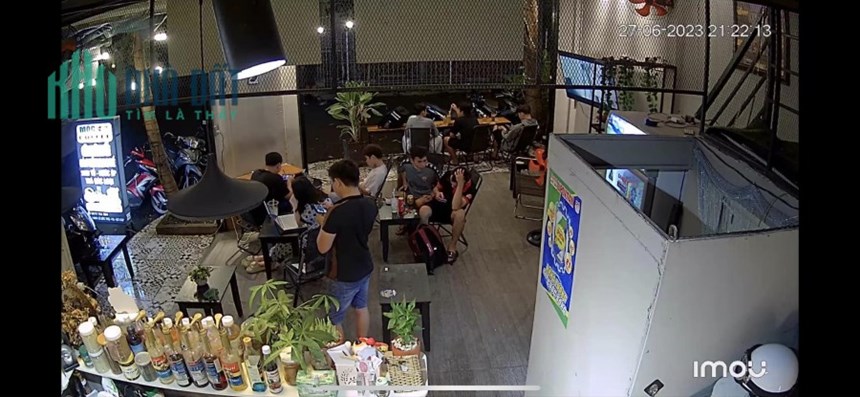 Cần sang gấp quán cafe góc 2 mt phường 6 gò vấp, tphcm