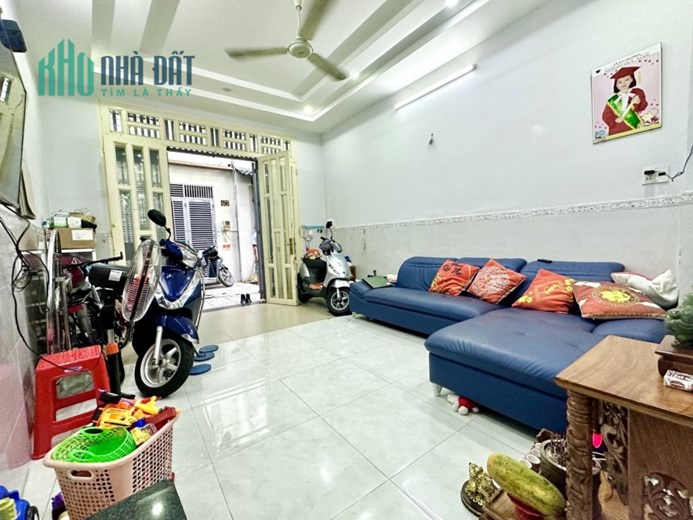 Hồng Lạc P10 Tân Bình - 45M² 4 Tầng 4PN - Hẻm đẹp gần MT - Hơn 5 tỷ