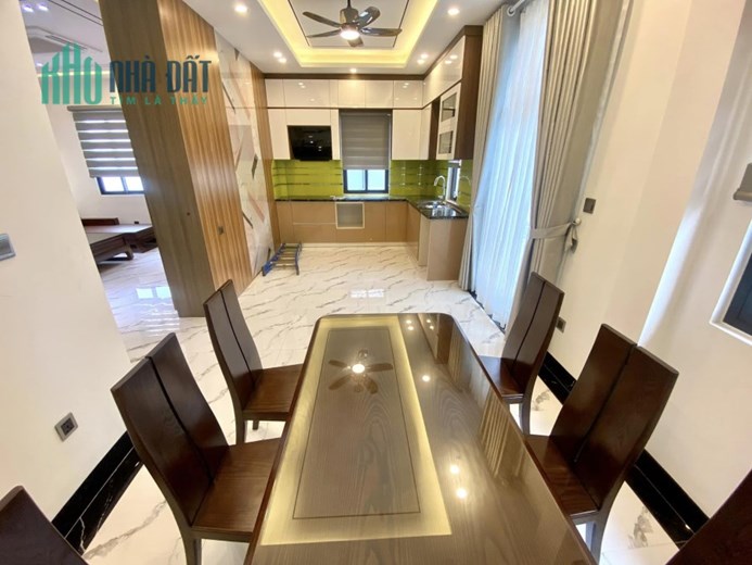BÁN NHÀ PHỐ NGỌC TRÌ( THẠCH BÀN) 50 M2 X 4 TẦNG CHỈ 4 TỶ
